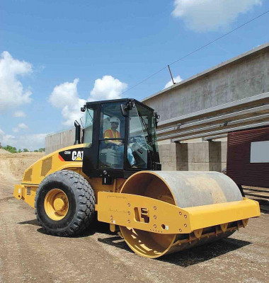 Каток Caterpillar CS56B 